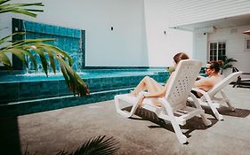 Oasis Hotel